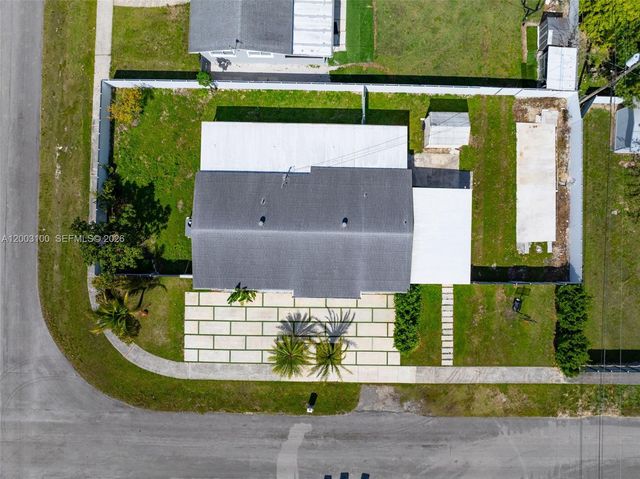 1000 NW 16th Ave, Homestead, FL 33030
