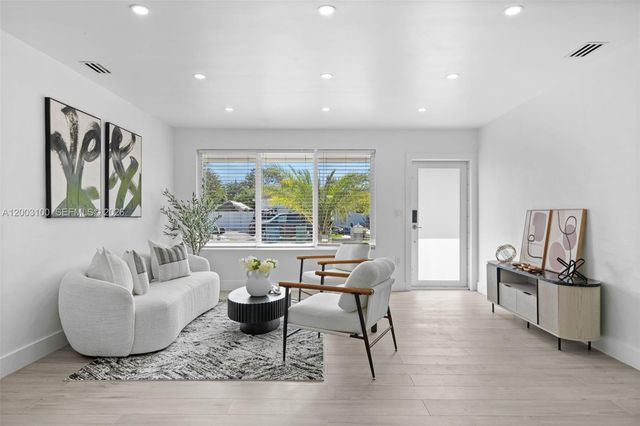 1000 NW 16th Ave, Homestead, FL 33030