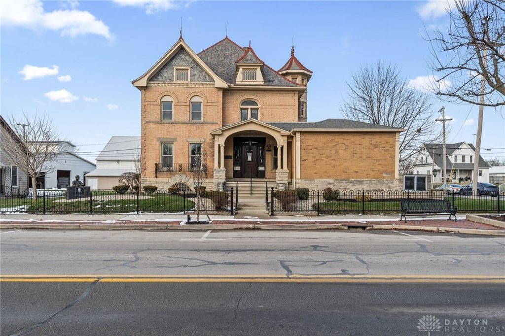 161 E Main Street, Versailles, OH 45380