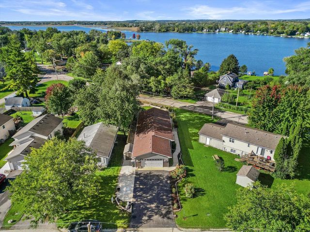 27151 99th STREET, Trevor, WI 53179