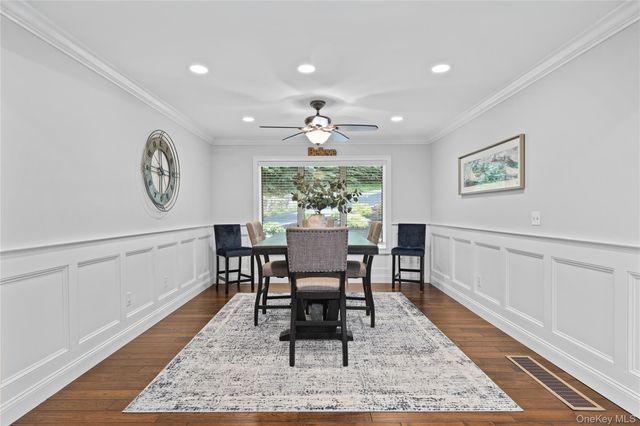 39 Julia Court, Mahopac, NY 10541