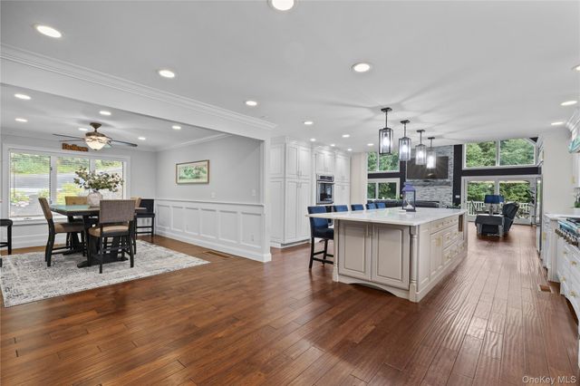 39 Julia Court, Mahopac, NY 10541