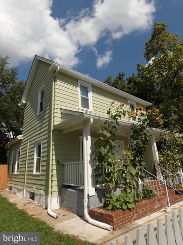 15 WALNUT ST, Penns Grove, NJ 08069