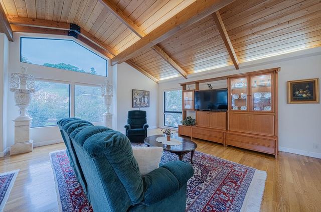 25207 Casiano Drive, Salinas, CA 93908