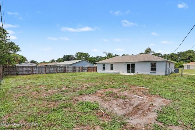 1126 Albion Street NW, Palm Bay, FL 32907