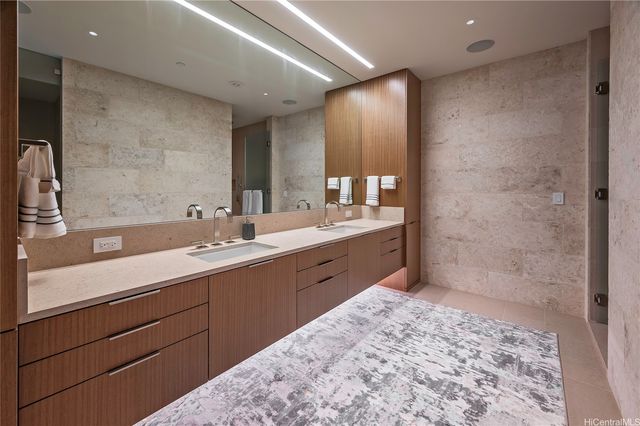 1388 Ala Moana Boulevard 3602, Honolulu, HI 96814