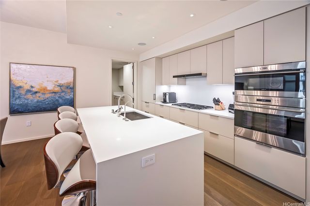 1388 Ala Moana Boulevard 3602, Honolulu, HI 96814