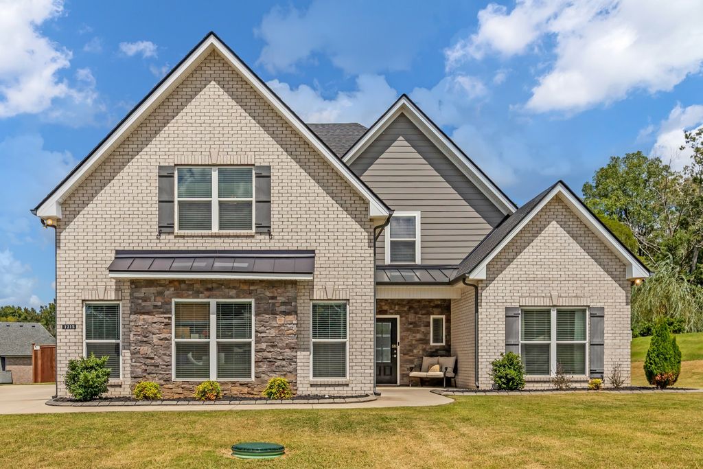 1212 Cascadeway Drive, Murfreesboro, TN 37129