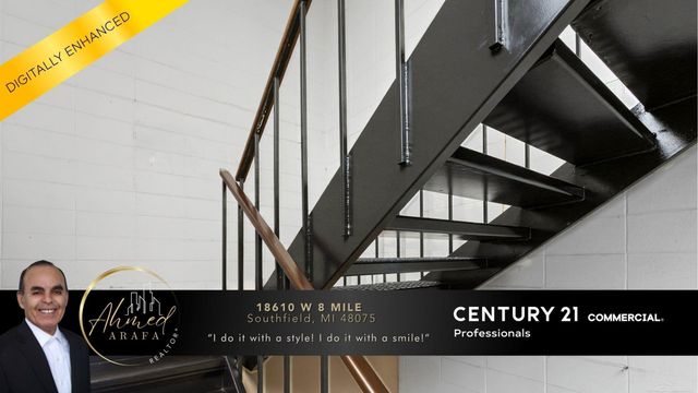 18610 W 8 MILE Road, Southfield, MI 48075