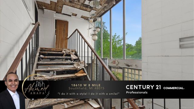 18610 W 8 MILE Road, Southfield, MI 48075