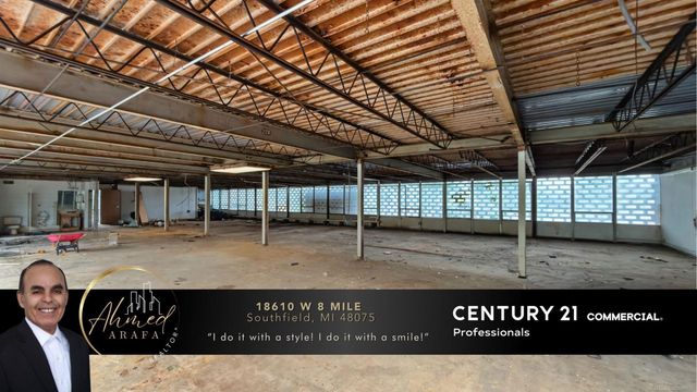 18610 W 8 MILE Road, Southfield, MI 48075