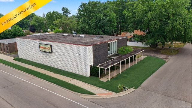 18610 W 8 MILE Road, Southfield, MI 48075