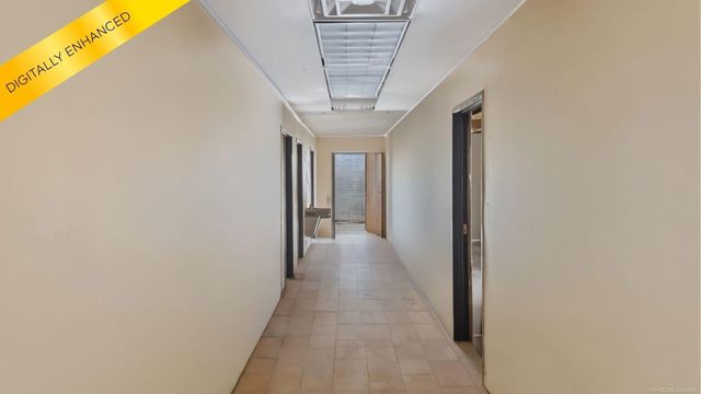 18610 W 8 MILE Road, Southfield, MI 48075