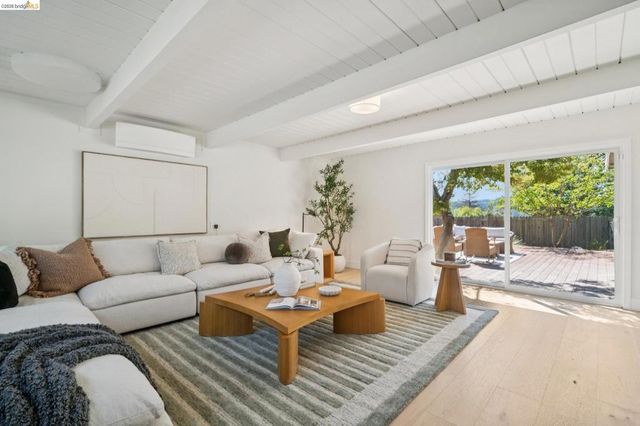 1321 Sunset Loop, Lafayette, CA 94549