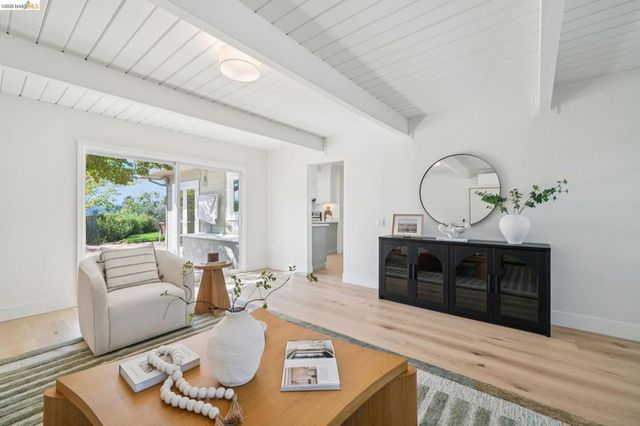 1321 Sunset Loop, Lafayette, CA 94549