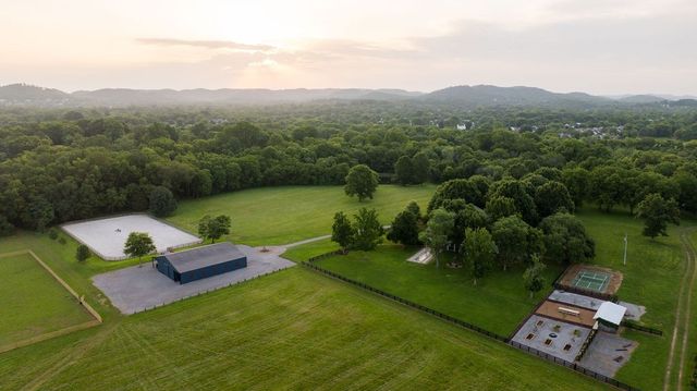 426 Cotton Ln, Franklin, TN 37069