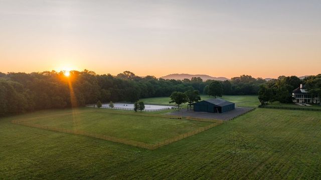 426 Cotton Ln, Franklin, TN 37069