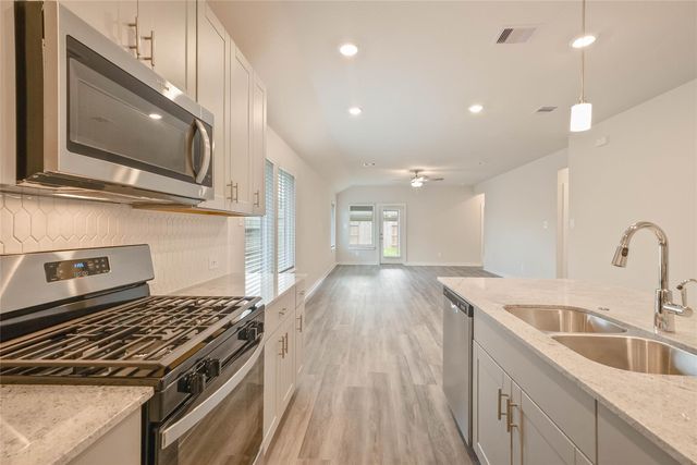 14334 Azalea Tree Lane, Magnolia, TX 77354