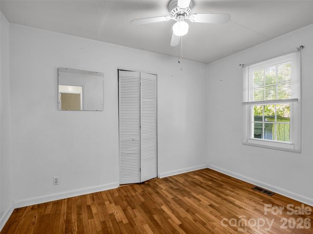 315 Alabama Avenue, Hendersonville, NC 28739