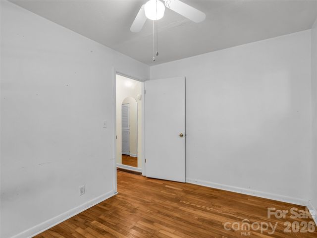 315 Alabama Avenue, Hendersonville, NC 28739