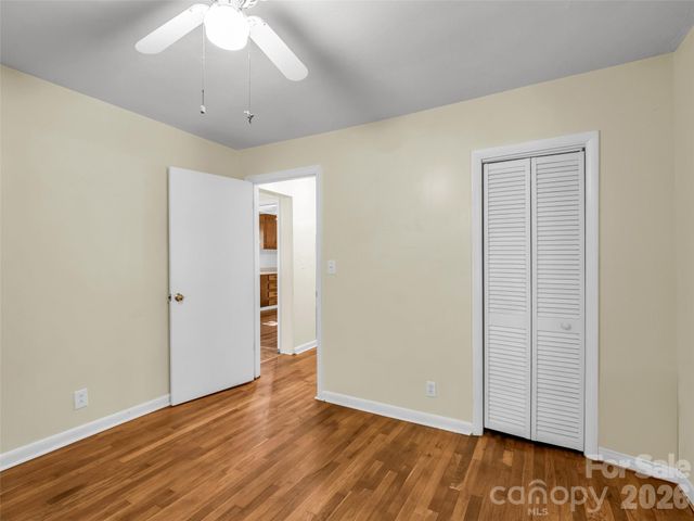 315 Alabama Avenue, Hendersonville, NC 28739