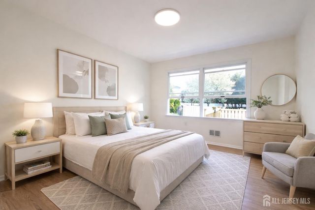 1 Alexander Drive, Monroe, NJ 08831