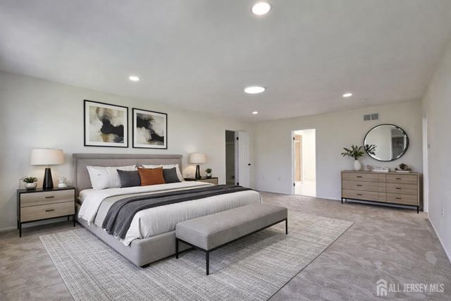 1 Alexander Drive, Monroe, NJ 08831