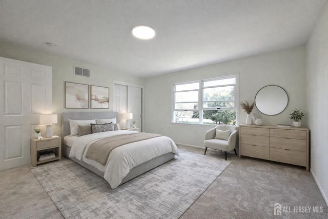 1 Alexander Drive, Monroe, NJ 08831