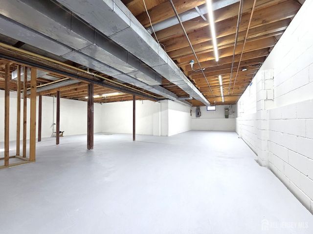 1 Alexander Drive, Monroe, NJ 08831