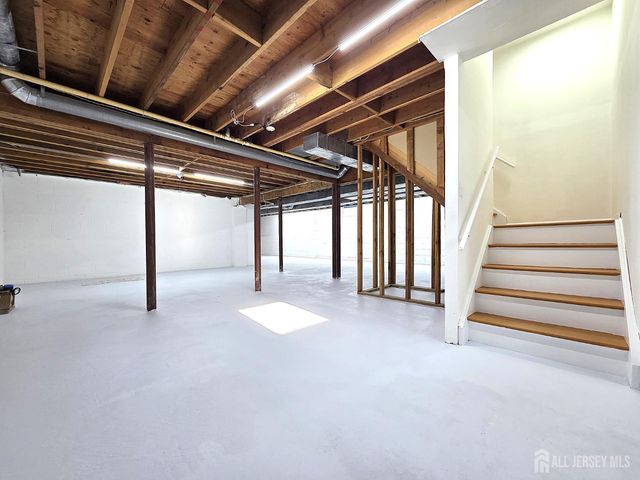 1 Alexander Drive, Monroe, NJ 08831