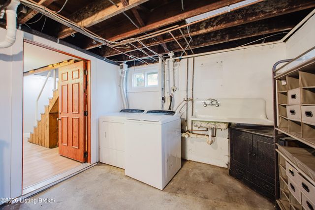 2342 Alexander Ave, Louisville, KY 40217
