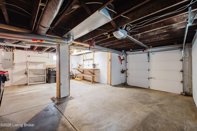 2342 Alexander Ave, Louisville, KY 40217