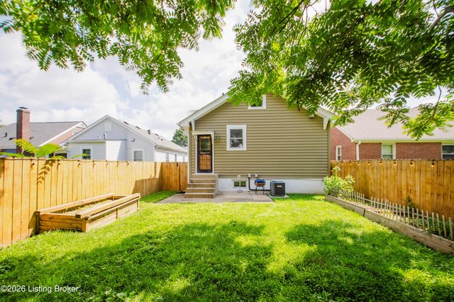 2342 Alexander Ave, Louisville, KY 40217