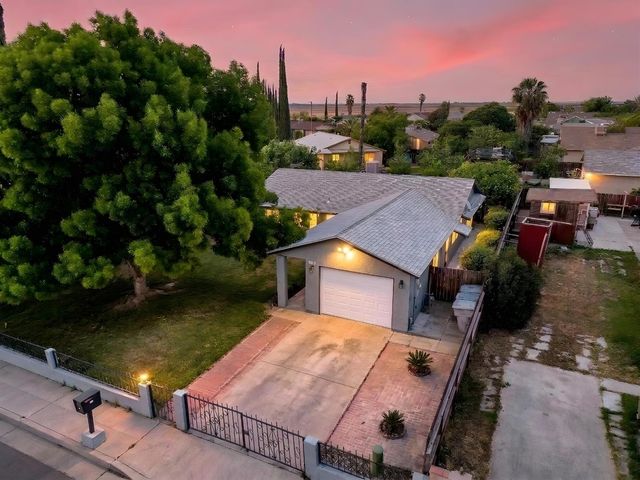 516 N Kate Street, Mendota, CA 93640