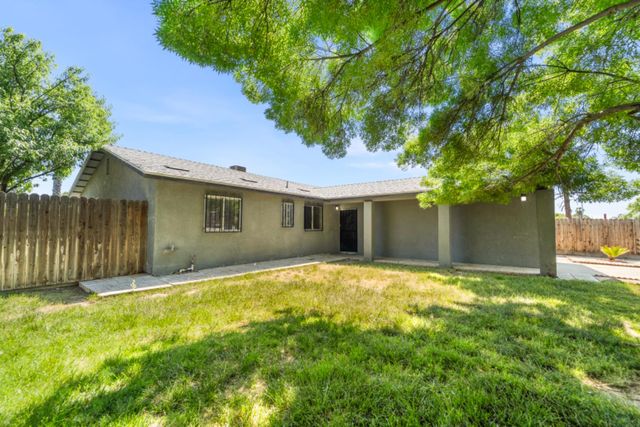 516 N Kate Street, Mendota, CA 93640
