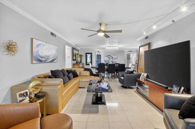 6372 La Costa Drive 705, Boca Raton, FL 33433