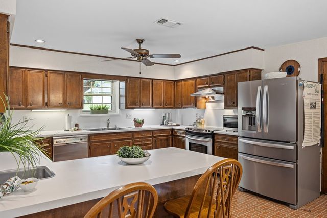 113 Sherwood Lane, Kerrville, TX 78028