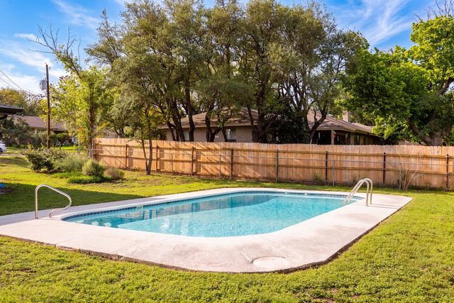 113 Sherwood Lane, Kerrville, TX 78028