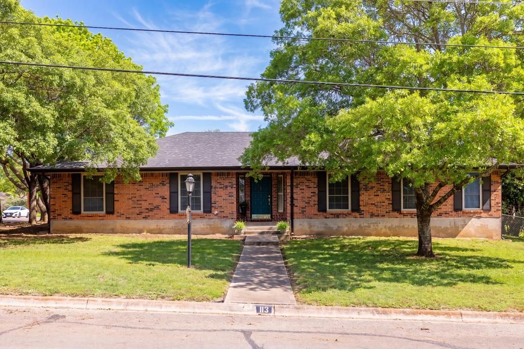 113 Sherwood Lane, Kerrville, TX 78028