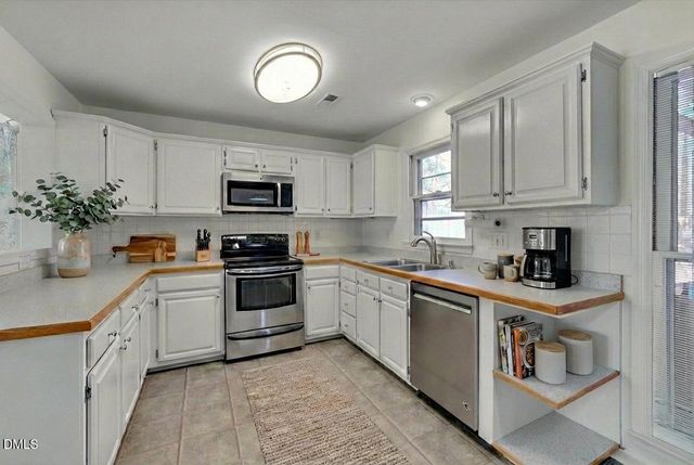 2102 Pathway Drive, Chapel Hill, NC 27516