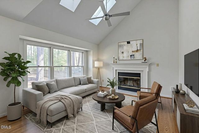 2102 Pathway Drive, Chapel Hill, NC 27516