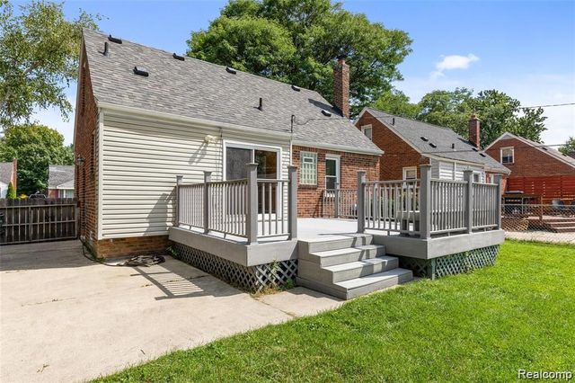 2633 N Wilson Avenue, Royal Oak, MI 48073