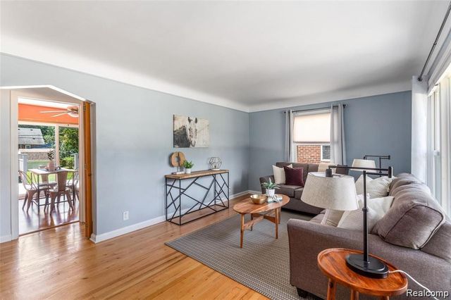 2633 N Wilson Avenue, Royal Oak, MI 48073