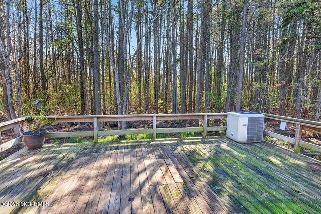 127 E Lakeside Drive E, Forked River, NJ 08731