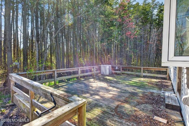 127 E Lakeside Drive E, Forked River, NJ 08731