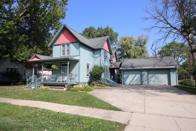 542 HILL STREET, Green Lake, WI 54941