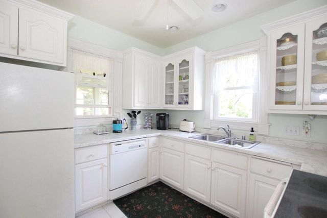 542 HILL STREET, Green Lake, WI 54941