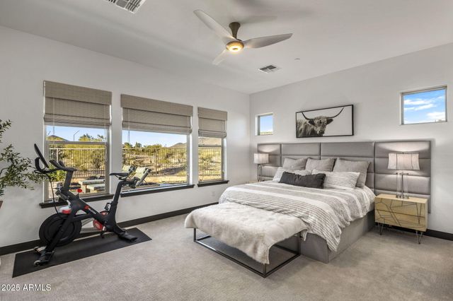 11658 W MONTANSORO Lane, Peoria, AZ 85383