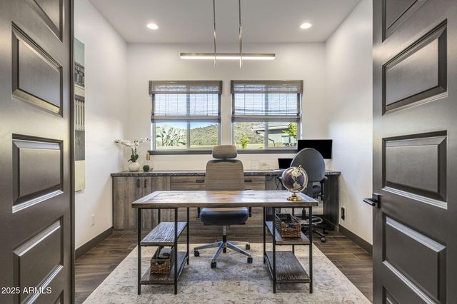 11658 W MONTANSORO Lane, Peoria, AZ 85383