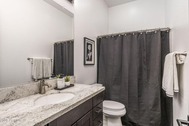 11658 W MONTANSORO Lane, Peoria, AZ 85383